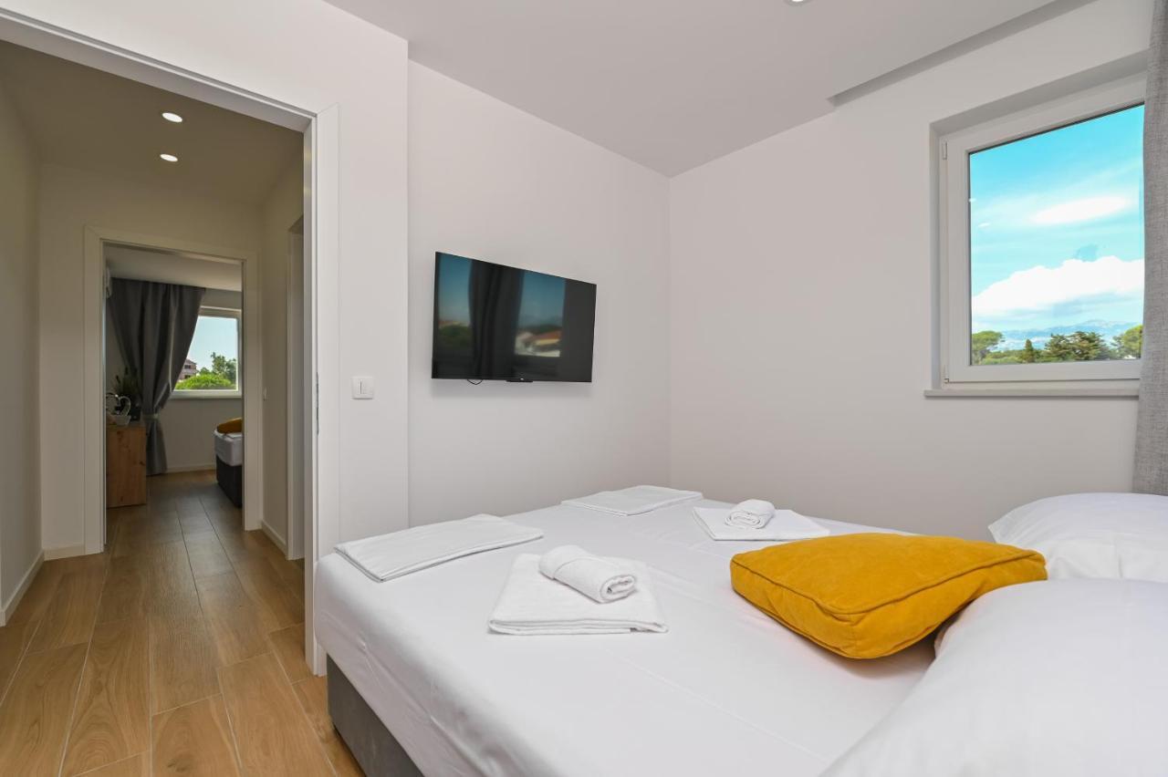 Pansion Comfort Lepar Novalja Extérieur photo